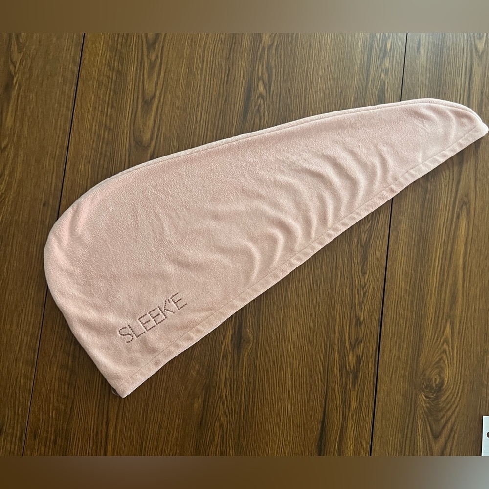 Turbi Towel 
Pink
Micro Fiber Towel - Picture 2 of 7